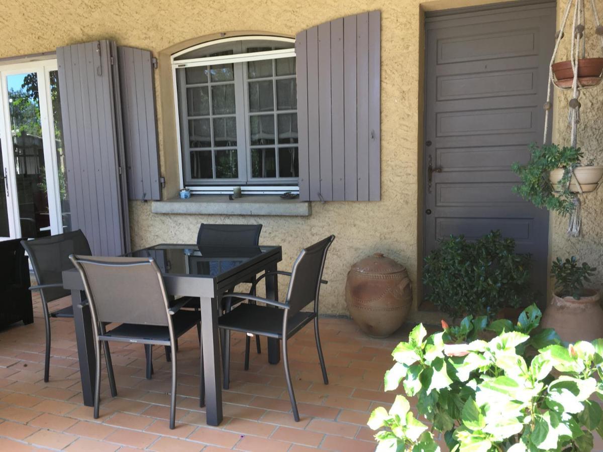 Apartamento Soleil Lotus Saint-Hilaire-de-Brethmas Exterior foto