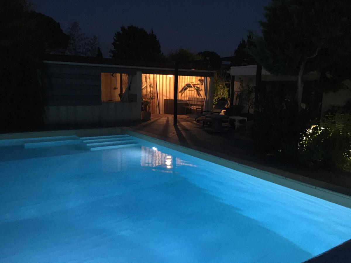 Apartamento Soleil Lotus Saint-Hilaire-de-Brethmas Exterior foto