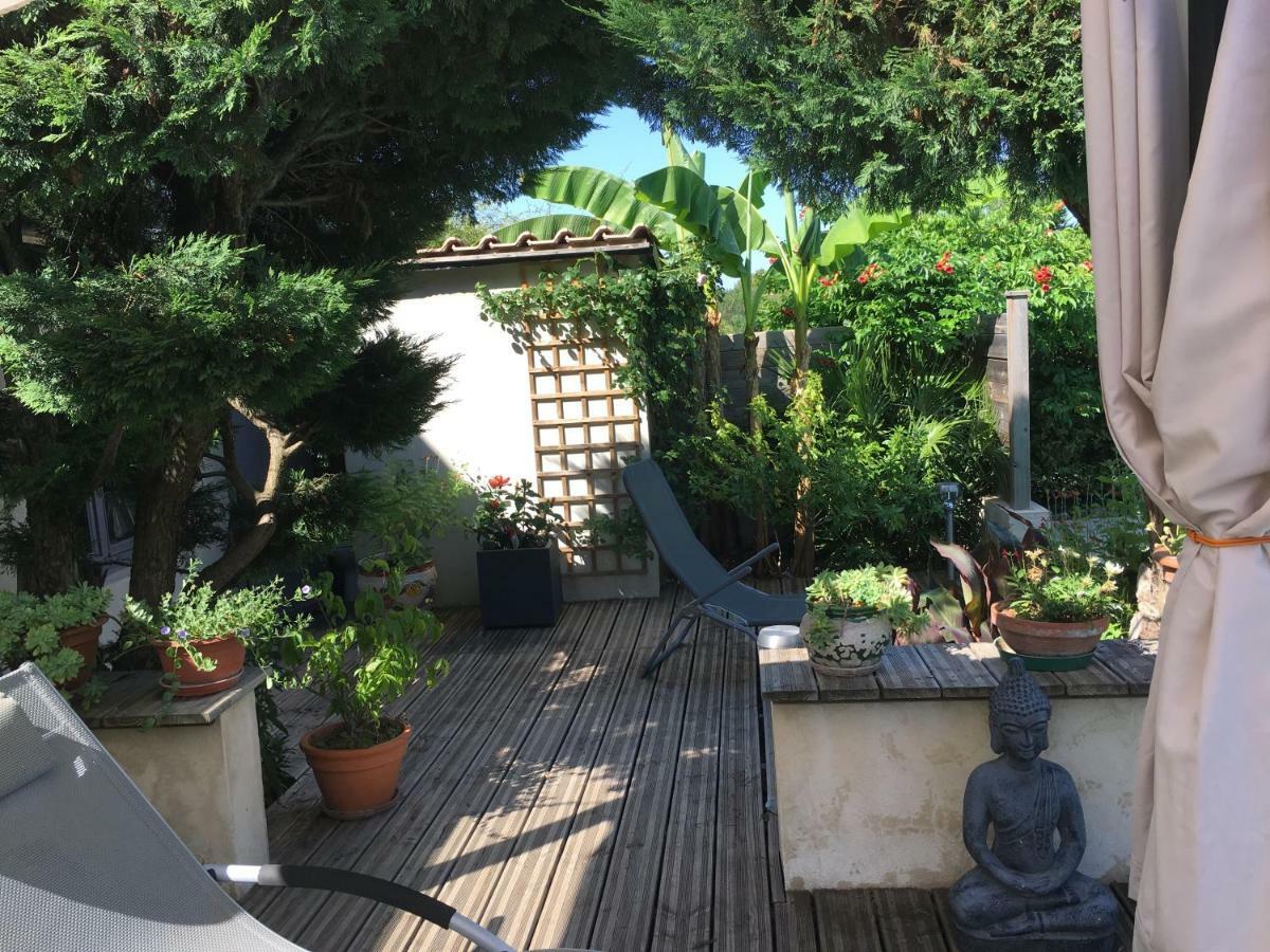 Apartamento Soleil Lotus Saint-Hilaire-de-Brethmas Exterior foto